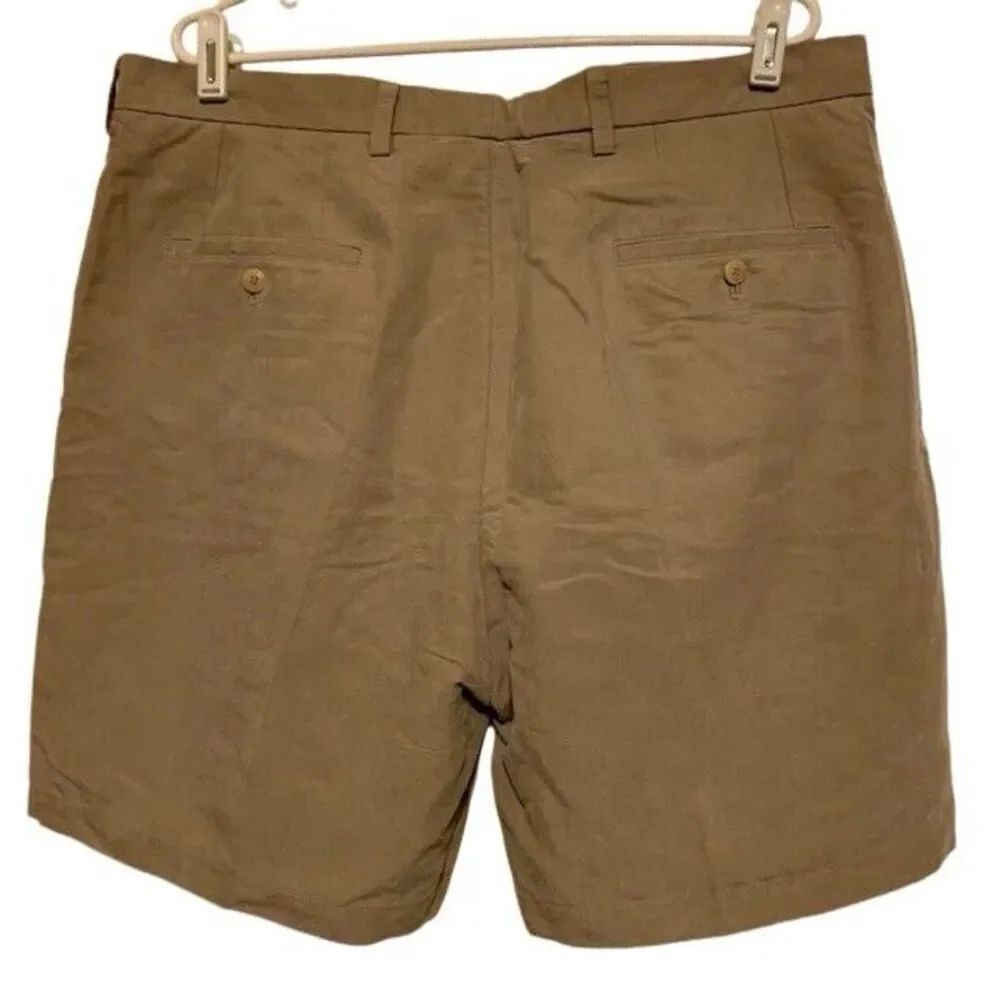 LONE CYPRESS PEBBLE BEACH SIZE 38 GOLF SHORTS